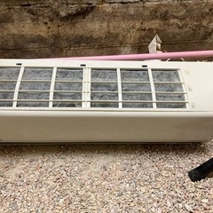 東芝エアコン 100V 4kw 売りますの画像