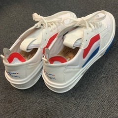 FESSURAとpepsiのコラボスニーカーの画像