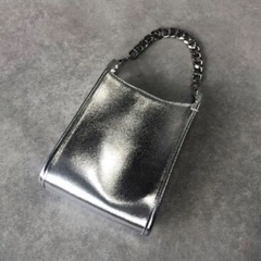 ＷチェーンクリアＢＡＧの画像