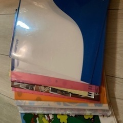 【引取りに来て頂ける方優先】クリアファイル等 色々の画像
