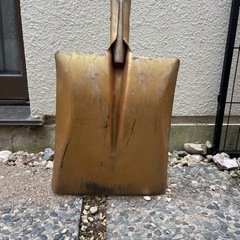 スコップ　大の画像