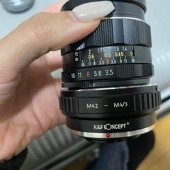 オリンパス｜OLYMPUS  PEN E-PL8　ミラーレス一眼カメラ　14-42mm EZレンズキットの画像