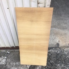 2.5ミリベニヤ板　92センチ✖️43センチの画像
