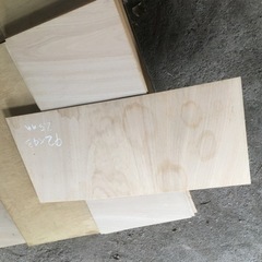 2.5ミリベニヤ板　92センチ✖️43センチ