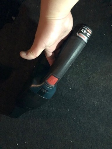 BOSCHミニ掃除機とバッテリー、充電器セット！定価10,000円オーバー