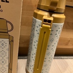 BRUNO ブルーノ ピクニックボトル 1.8L マスタードの画像