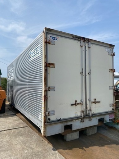 保冷アルミコンテナ