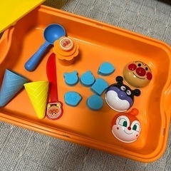 アンパンマンの砂遊びセットの画像