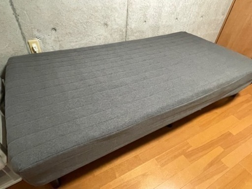 シングルベッド