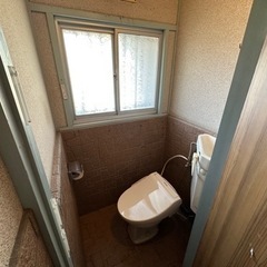 【ペット可】　２０帖のリビングと広い庭　駐車場3台以上 - 不動産