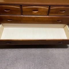 タンス【横長】の画像