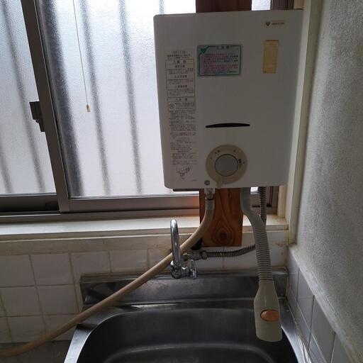 小型湯沸し器、5000円でお譲りします。
