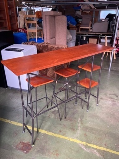 カウンターテーブル幅150センチ　カウンターチェア× 2つ