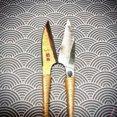 本日,,超SALE！希望価格18万円➡︎激安！　激レア！金箔装飾あり／日本の名工のひとり『井上又治』作の握りバサミ〜藤巻105mm〜美品の画像