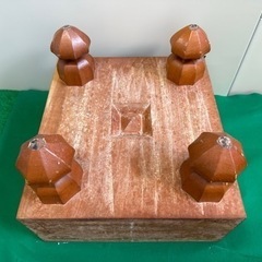 将棋盤　汚れやスレ有り　幅33 奥36.5 高さ25.5cmの画像