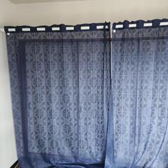 間仕切りカーテン、竹ブラインド、の画像