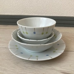 【引取りに来て頂ける方優先】食器・調理器具 色々の画像
