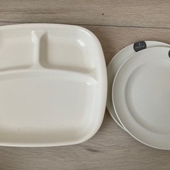 【引取りに来て頂ける方優先】食器・調理器具 色々の画像