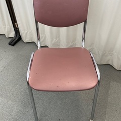 トールペイント教室の移転ため、椅子をお譲りします。