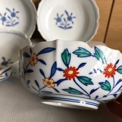 有田焼　可憐な和柄小鉢　4枚の画像