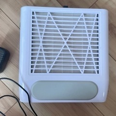 ネイルダストコレクター 卓上集塵機 の画像