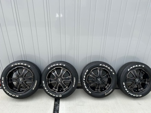 ハイエース　アルミホイール　ホワイトレター　17インチ