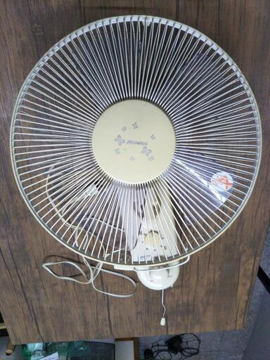 壁掛け式　扇風機