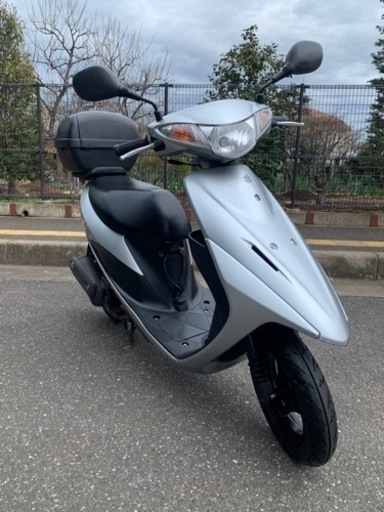⭐アドレスV50⭐️プラグ新品交換、バッテリー新品、オイル交換済み、ハンドルグリップ新品、スズキ、原付
