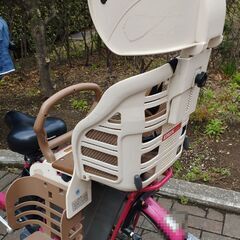 自転車チャイルドシート（子供乗せシート）★名門OGKの日本製／状態おおむね良好、問題なく利用可能（ベージュ色）の画像