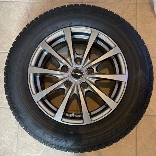 ホイール付き　ブリヂストン　ブリザックVRX3 ホイール付き　2022年製