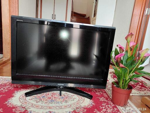 TOSHIBA REGZA　32型　液晶テレビ