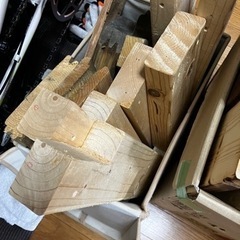不揃い木材 薪代わりに差し上げます。の画像