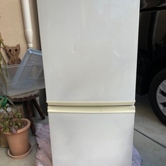 冷蔵庫　2ドア