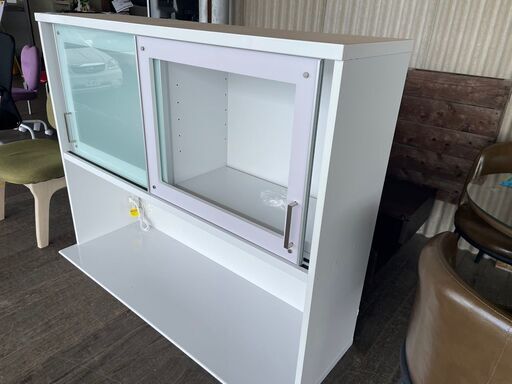 食器棚の上台のみ！1000円です。