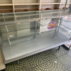 ガラスショーケース② 現状