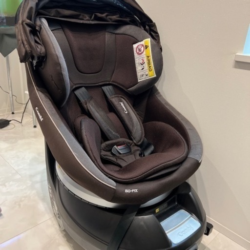 ISOFIX combi チャイルドシート 新生児から可能