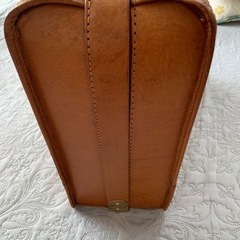 TaylorMeda 革製　スーツケースの画像