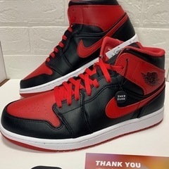 NIKE AIR JORDAN 1 MID \