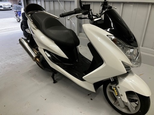 マジェスティ155      20万