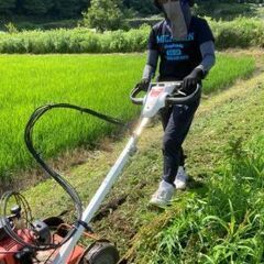 「田んぼ・畑等畦畔の草刈り」一緒に働いていただける地元の方。の画像