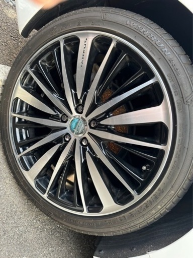 最終値下げ！ロクサーニ　タルカス18インチ　225/40 プリウス50