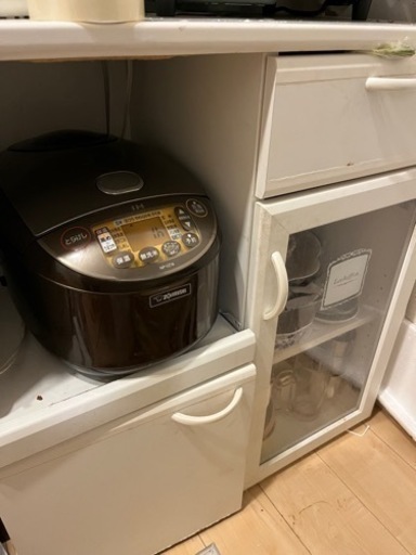 食器棚