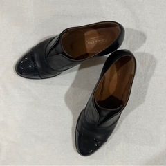 オデットエオディール パンプス　ヒール