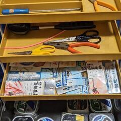 中身入り釣り具ツールボックス(ジャンクお値下げ)