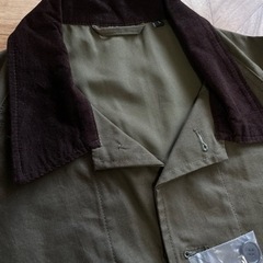 新品未使用　カーキ　ジャケット　Ｌサイズの画像