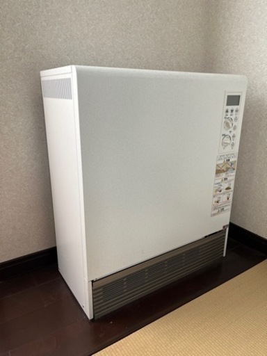 蓄熱式暖房機 暖吉くん