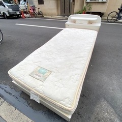 大阪市内配達設置無料 ?白シングルベッドセット??