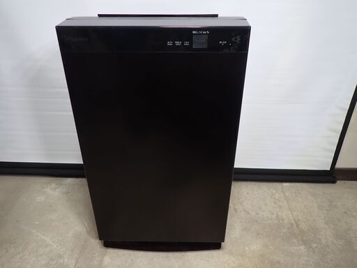 ダイキン うるるとさらら空気清浄機 ACZ70W-T 2019年製