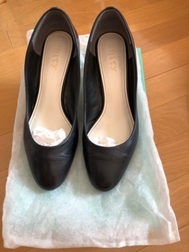 美品　ハイヒールパンプス　レディース　山羊革　ビジネス パンプス黒