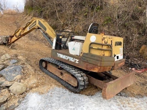 ユンボ　ヤンマーYB271